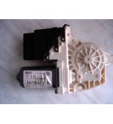 Motorček sťahovania okna Octavia II zadný pravý 993 425 - 100
