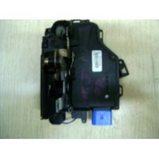 Zámok dverí Octavia II predný pravý 3D2837016